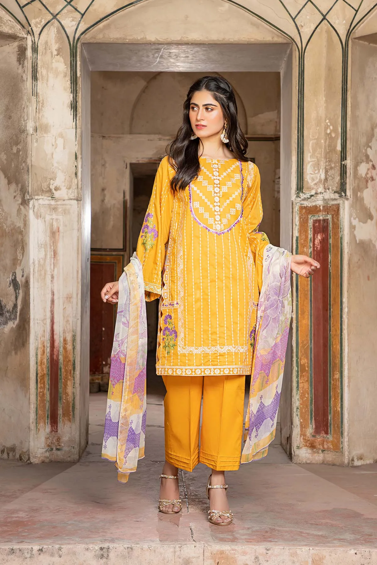 3 Pc Unstitched Embroidered Lawn With Chiffon Dupatta CSL-12