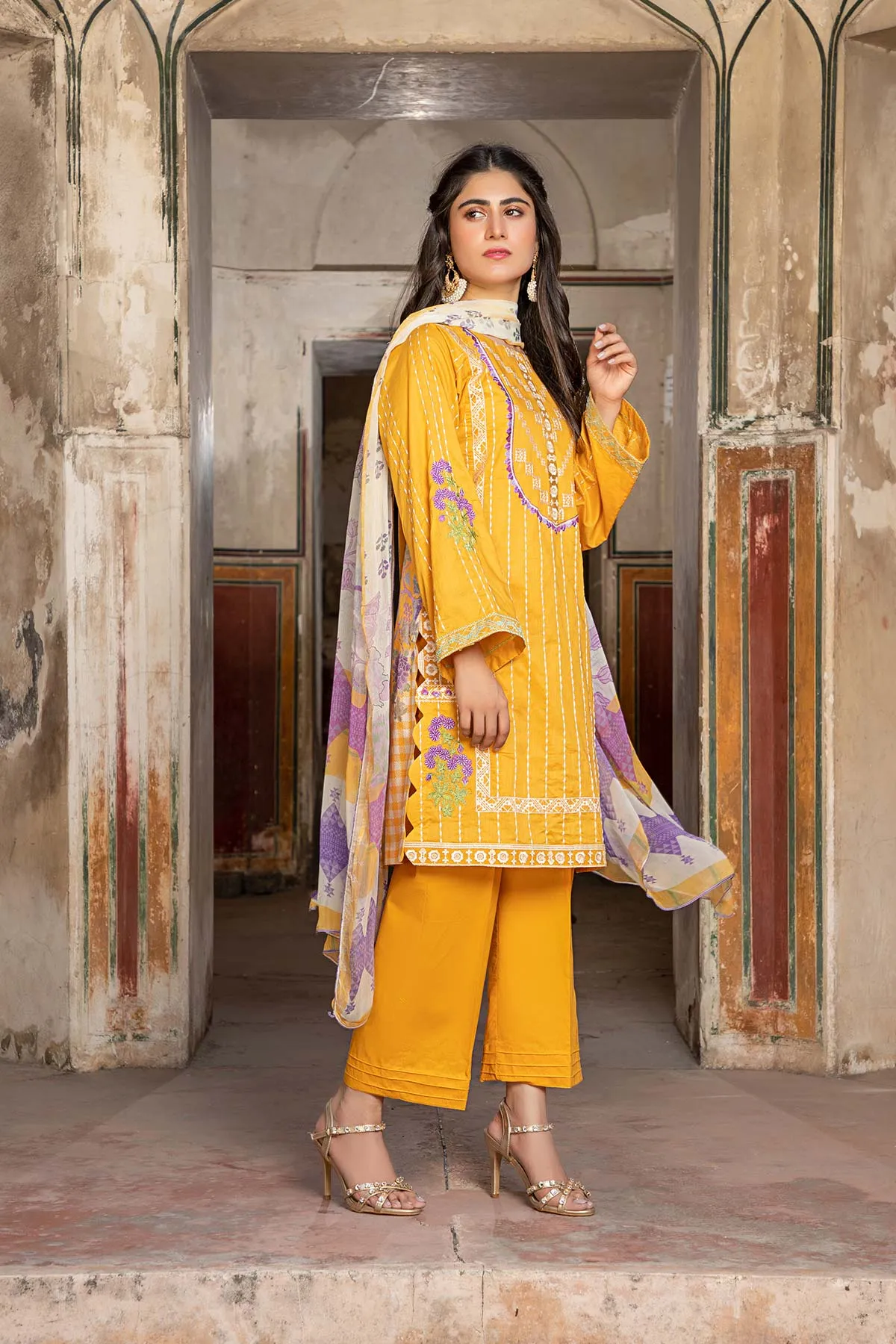 3 Pc Unstitched Embroidered Lawn With Chiffon Dupatta CSL-12