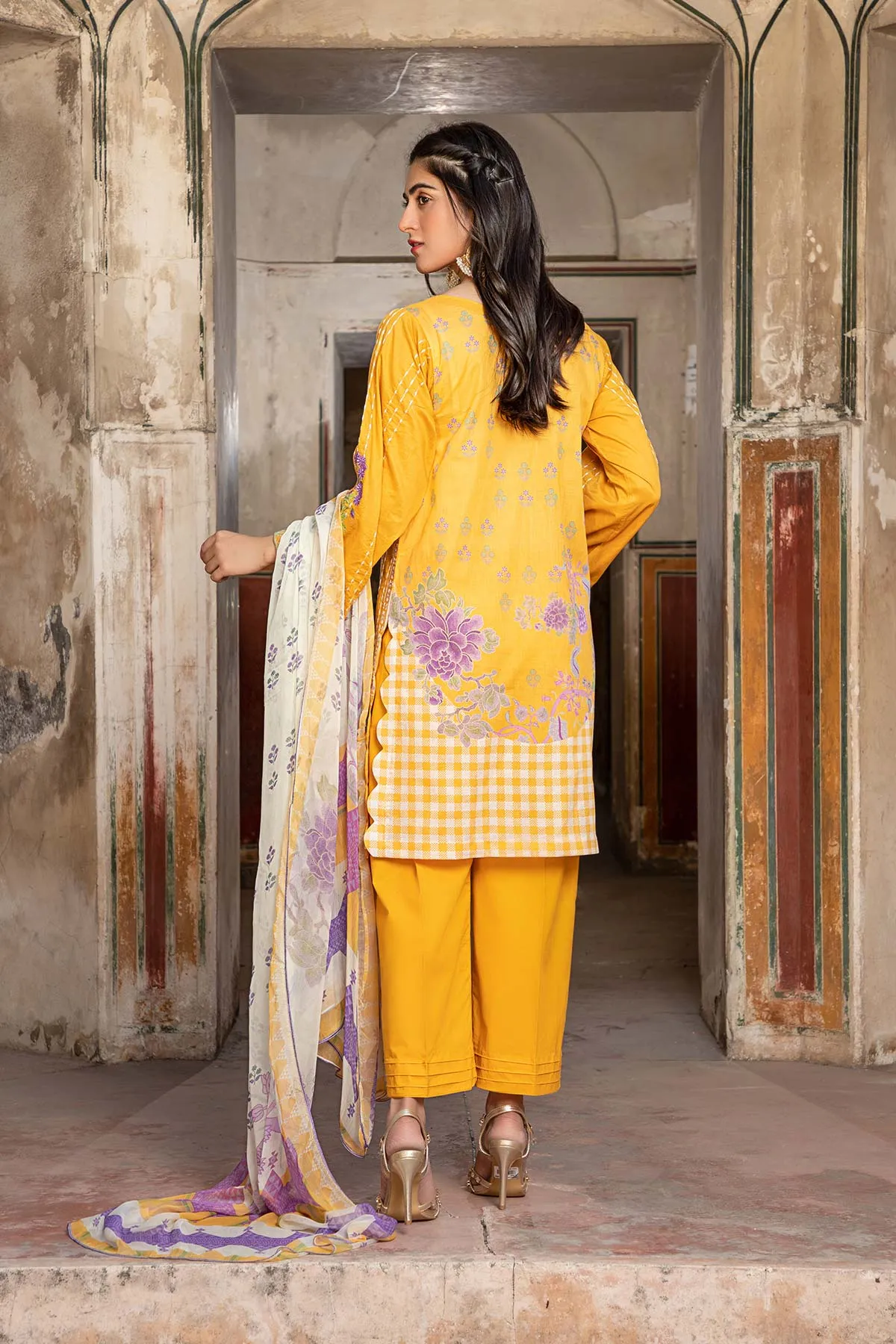 3 Pc Unstitched Embroidered Lawn With Chiffon Dupatta CSL-12