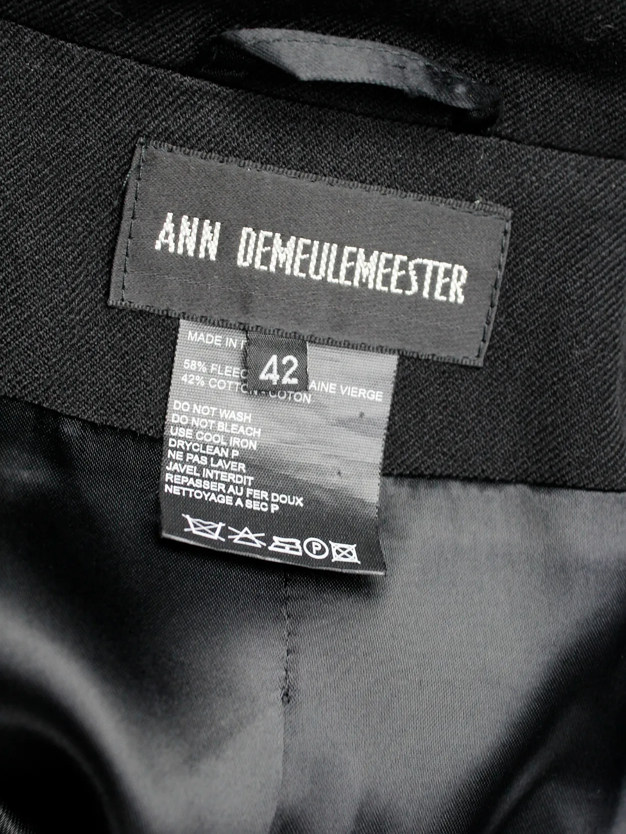 Ann Demeulemeester black jacket with double front and two button rows — fall 2004