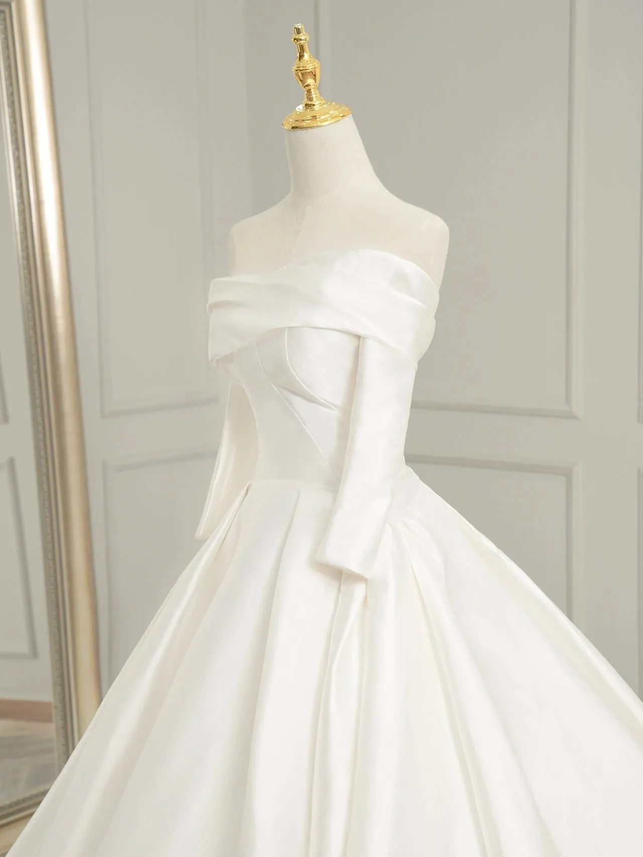 Simple Ball Gown Silk Wedding Dress with Sleeves